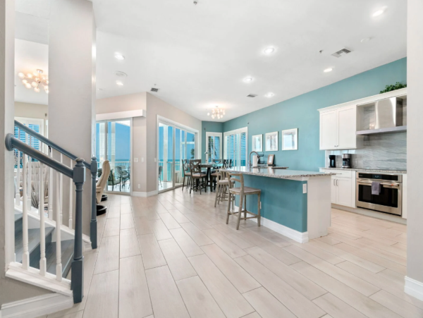 Luxurious 6-Bedroom Beachfront Residence Near Bonita Beach